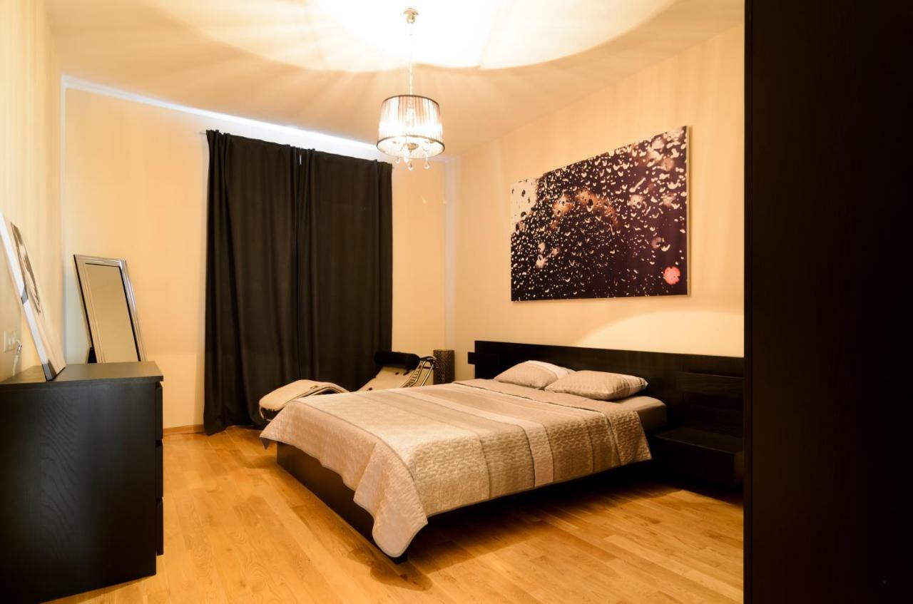 Rise & Shine Sofia Luxury Apartment By Flat Mаnager Eksteriør billede